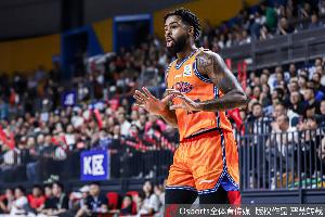 23中7&三分12中3得到21分！如何评价NBA榜眼拉塞尔的CBA首秀？